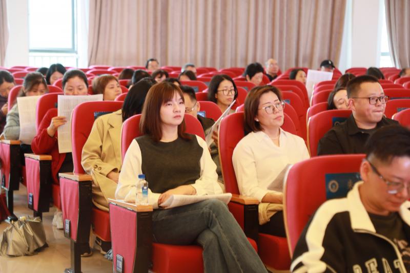 观众2.JPG 观众2.JPG